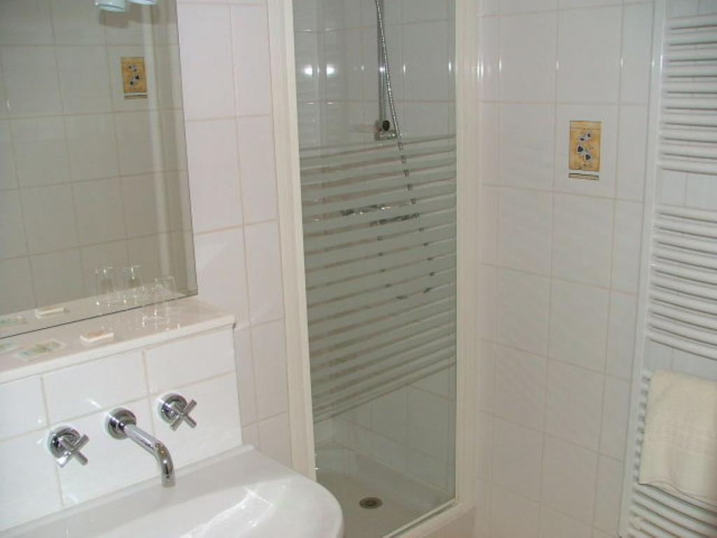 Chez Francine Et Xavier Bed and Breakfast Froissy  Kamer foto